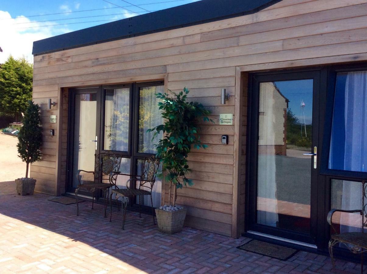 Cloverlea Cottages Bristol Exterior photo